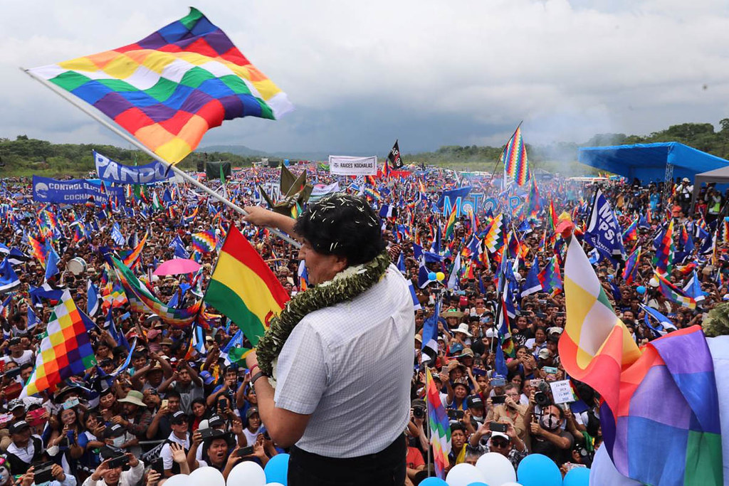Fotógrafo Estanislao Santos - Estanislao Santos fotógrafo | Registro fotográfico: Evo Morales y acto de apoyo en Argentina