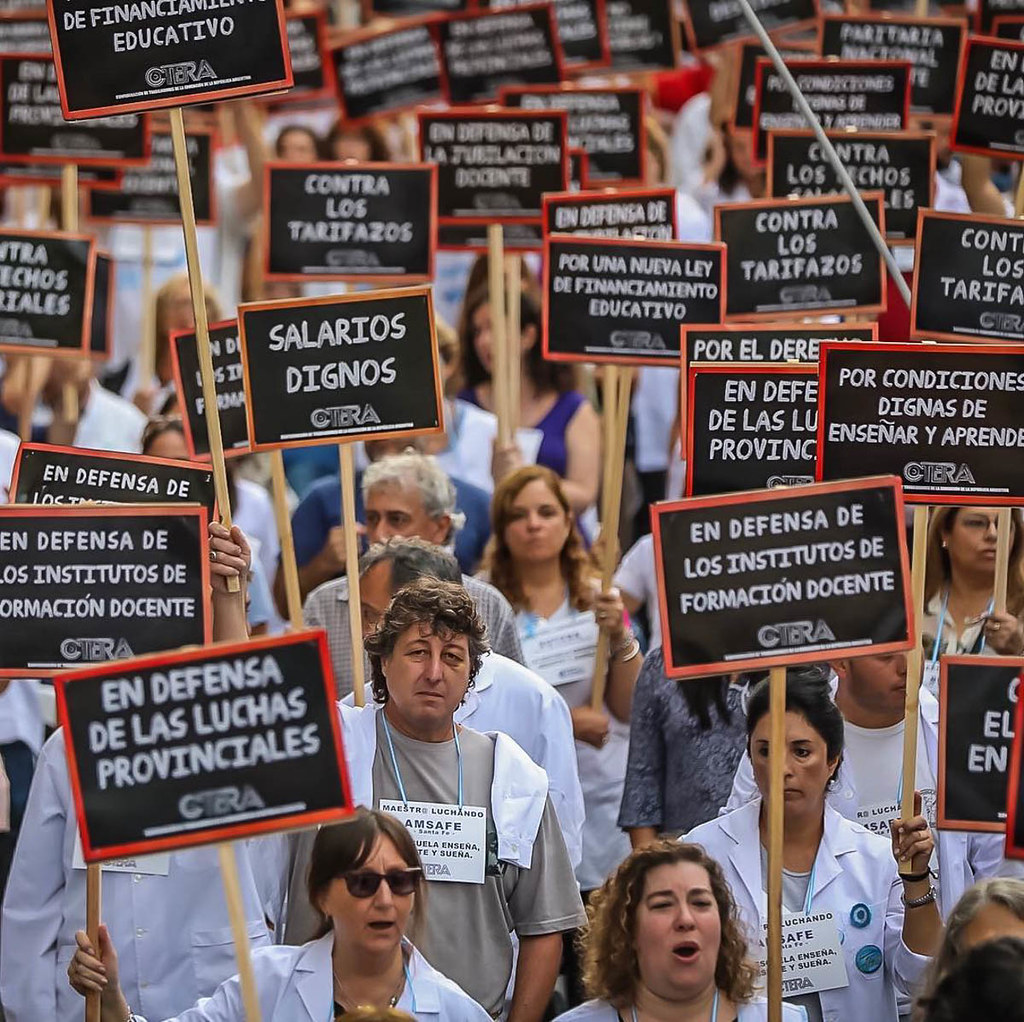 Fotógrafo Estanislao Santos - Estanislao Santos fotógrafo | Registro fotográfico: Escena de calle en América Latina