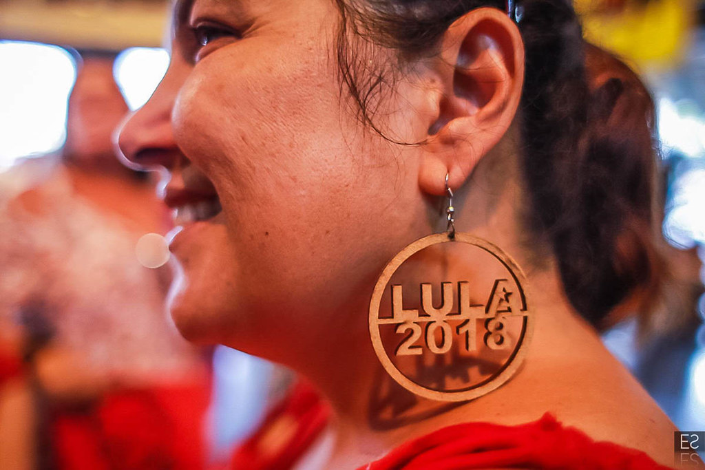 Fotógrafo Estanislao Santos - Estanislao Santos fotógrafo | Registro fotográfico: Lula Da Silva con simpatizantes en Brasil